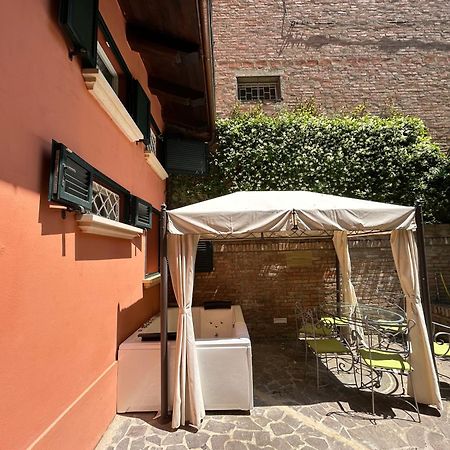Isaia Garden -Private Garden Spa Bath Bolognarooms ボローニャ エクステリア 写真